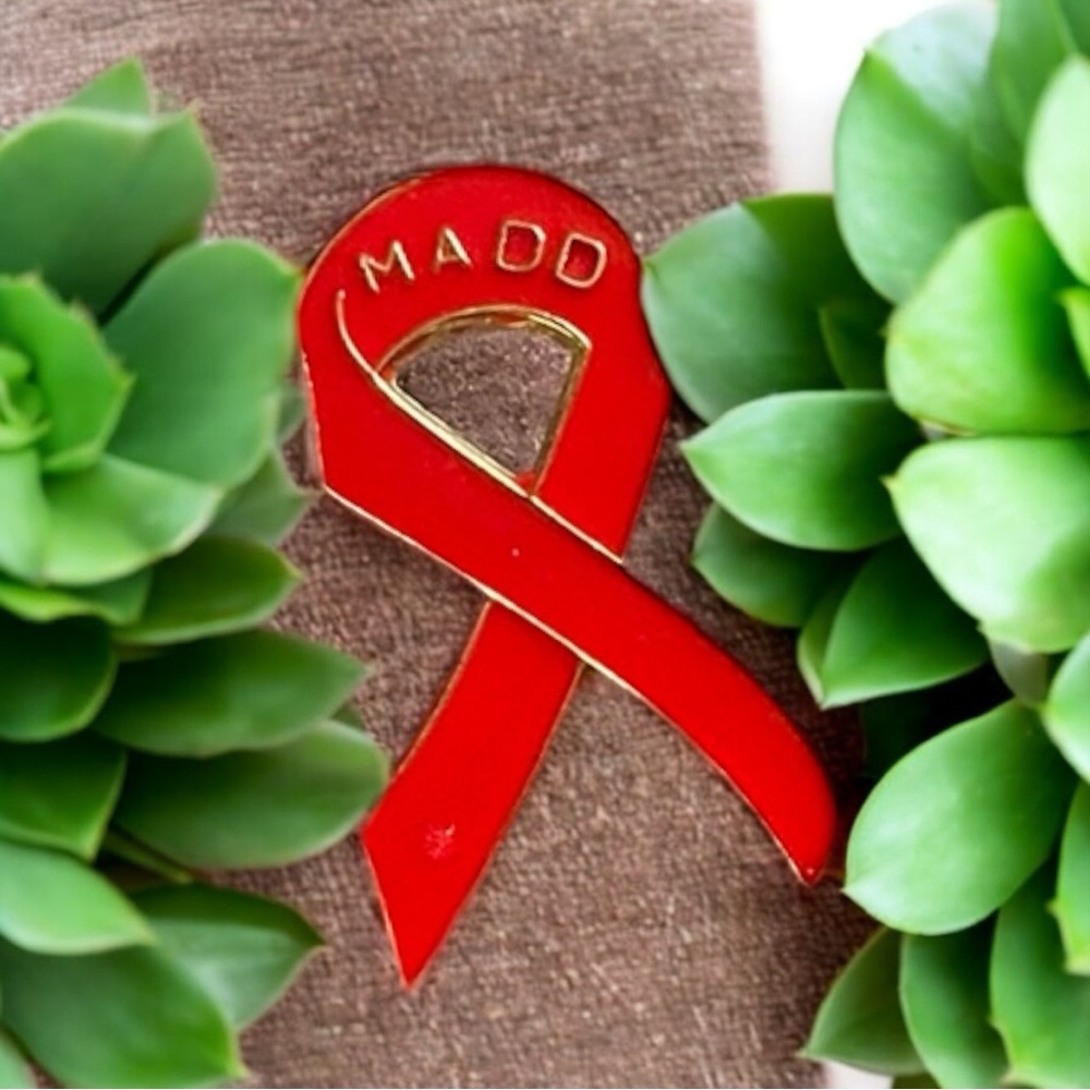Vintage MADD Ribbon Pin